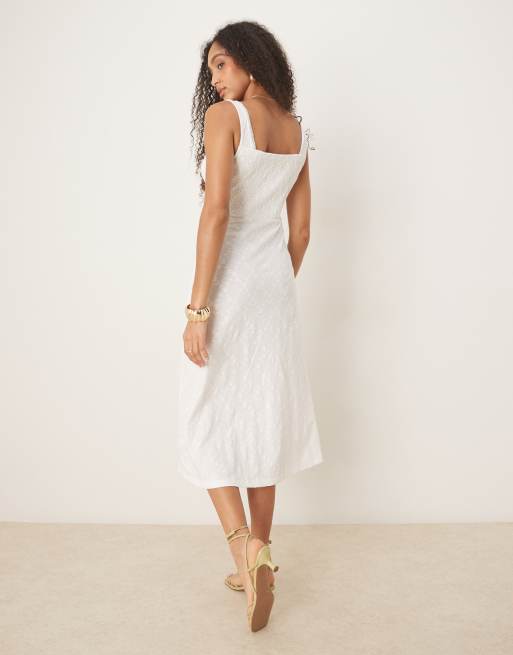 knee length dresses for ladies Everleigh milkmaid Sleeve Exposed Back Dress White L