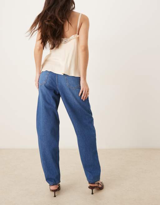 Nobody's Child mid rise barrel leg jeans in mid blue wash, 3 of 5