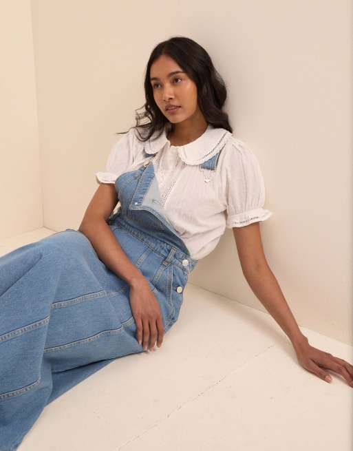 Nobody's Child Mid wash denim dungaree midi dress in denim, 4 of 5