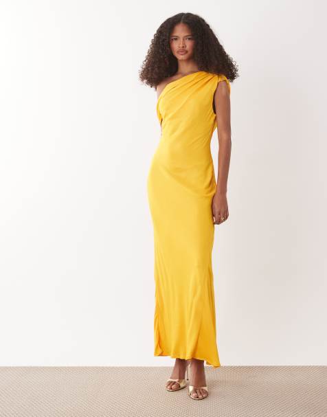 Nobody's Child - Minka - Gul offshoulder-maxikjole i satin - view 1