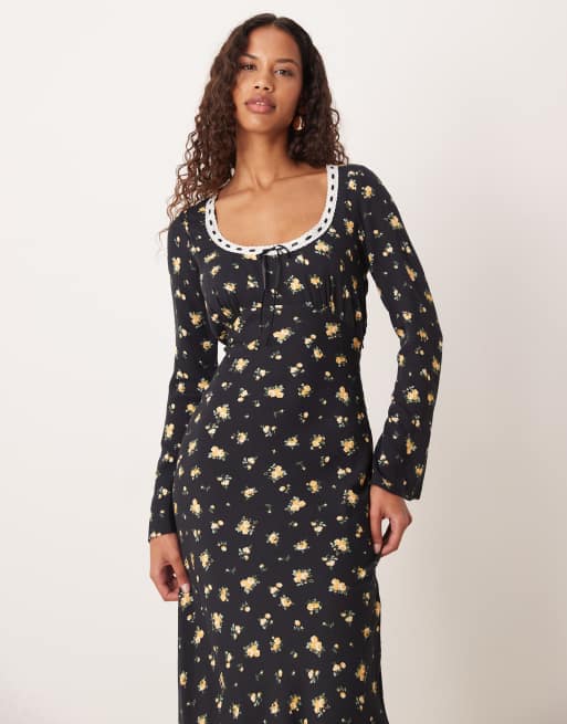 Nobody's Child – Naples – Langärmliges Maxikleid in Schwarz geblümt mit Spitzenbesatz, 3 von 4