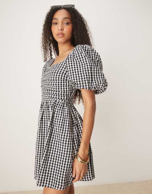 Nobody's Child Nova puff sleeve romper in black gingham, 4 of 4