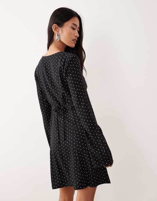 Nobody's Child – Olivia – Minikleid in Schwarz mit Polka-Dots, Spitze und eckigem Ausschnitt, 2 von 4