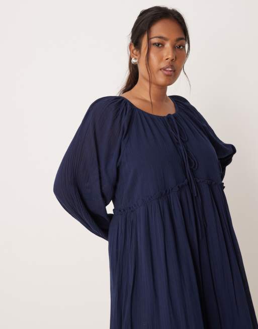 Nobody's Child Petite Adley boho midi dress in navy, 4 of 4