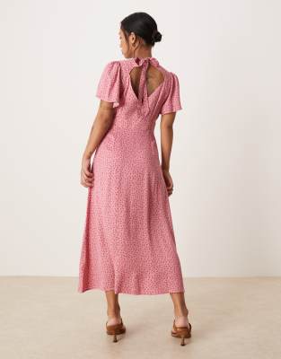 Nobody's Child Petite Andie button front midi tea dress in pink rosebud |  ASOS