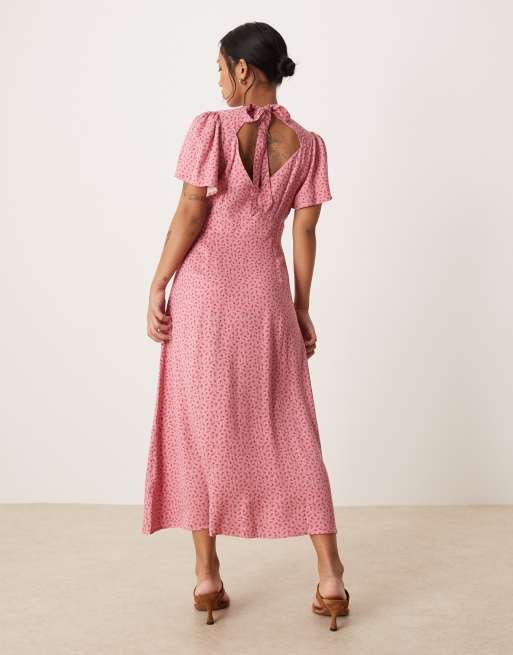 Nobody's Child Petite Andie button front midi tea dress in pink rosebud |  ASOS