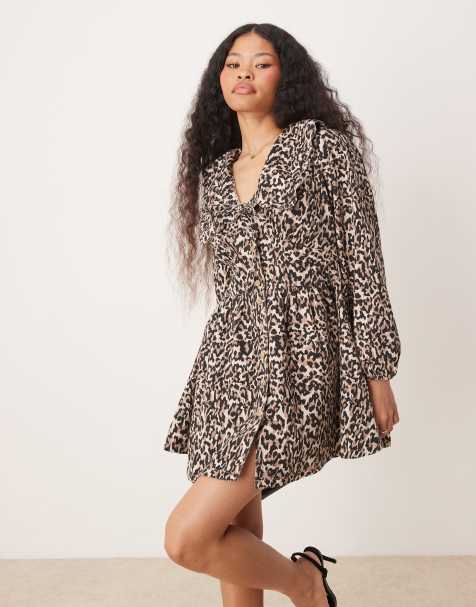 Nobody's Child Petite - Birdie - Minikjole med leopardprint i denim - view 1