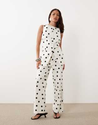 Gilet de tailleur d'ensemble long à pois et encolure carrée en lin mélangé - Blanc 42