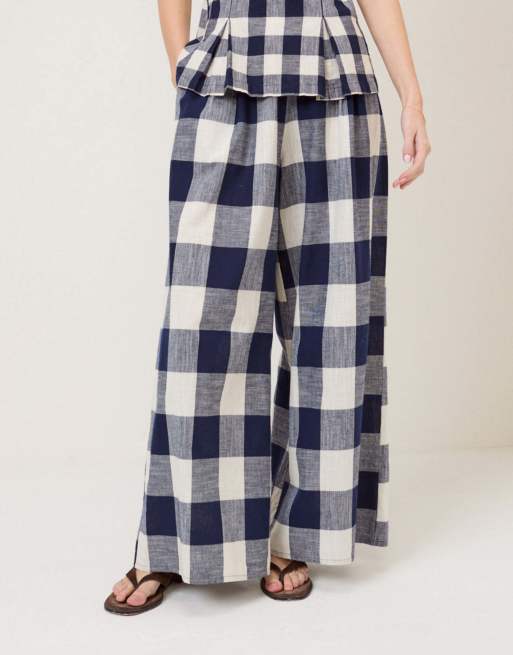 Nobody's Child Petite Gingham wide leg trousers in blue - MBLUE, 3 of 5