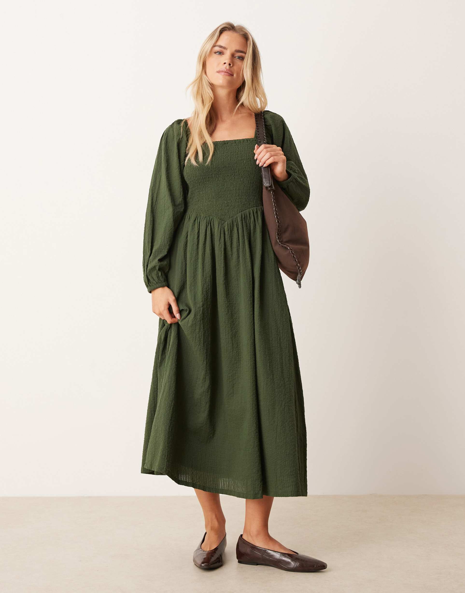 nobody's child petite imogen cotton shirred bodice balloon sleeve midi dress in khaki green
