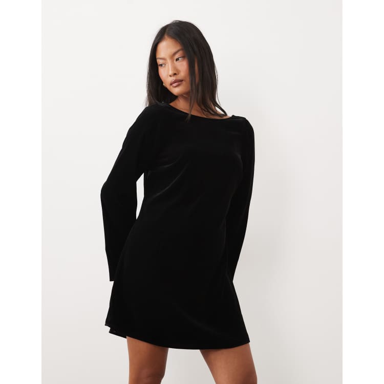 Nobody's Child Petite Joelle open back tie detail long sleeve