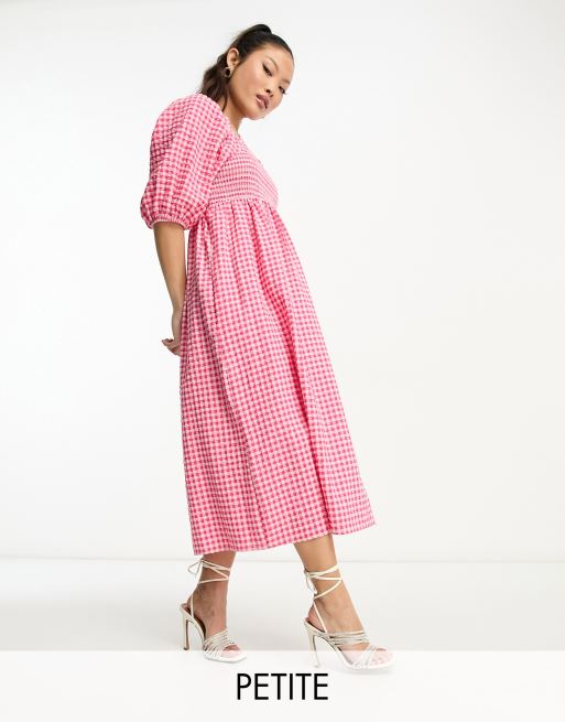 Nobody's Child Petite - Kylie - Vestito midi rosa e rosso a quadretti