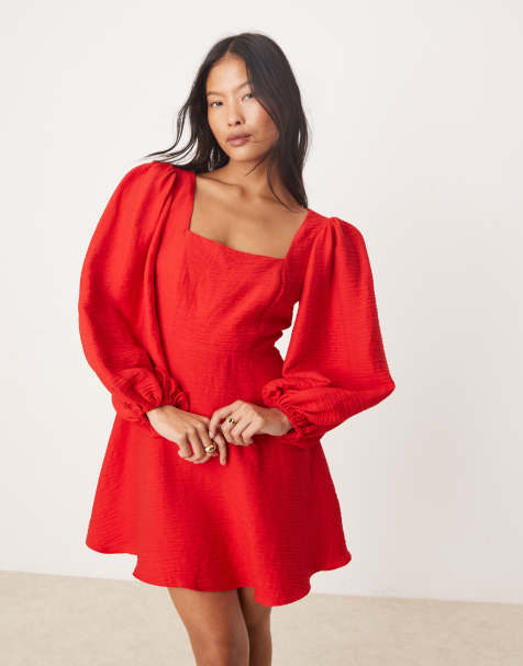Nobody's Child Petite – Loredana – Langärmliges Minikleid in Rot mit A-Linien-Schnitt - view 1