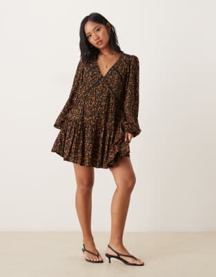 Marley - Robe courte à imprimé fleuri - Orange-Noir 32