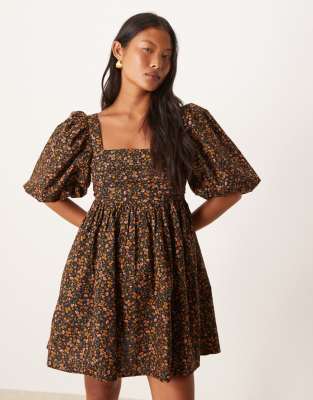Nobody's Child Petite Nova puff sleeve mini dress in dark floral - view 1