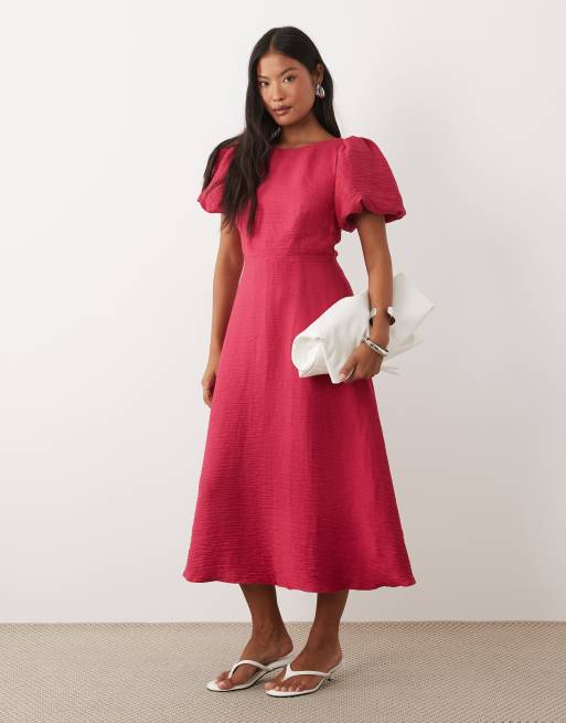 Nobody's Child Petite Occasion Zola bow back detail puff sleeve