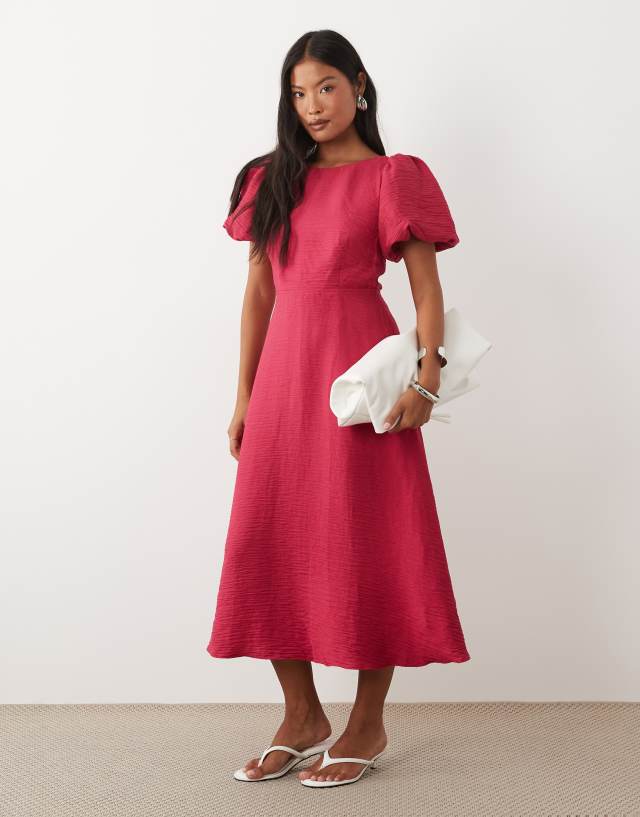 Nobody's Child Petite Occasion Zola bow back detail puff sleeve