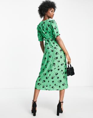 green floral puff sleeve tea dress