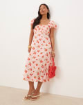 [Nobody's Child Petite] Nobody's Child Petite Raven puff sleeve midi dress in tomato print-White 12 Pink
