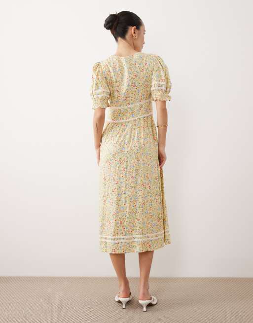 Nobody's Child Petite – Saffy – Midikleid in Zitronengelb mit Blumenmuster, 4 von 4