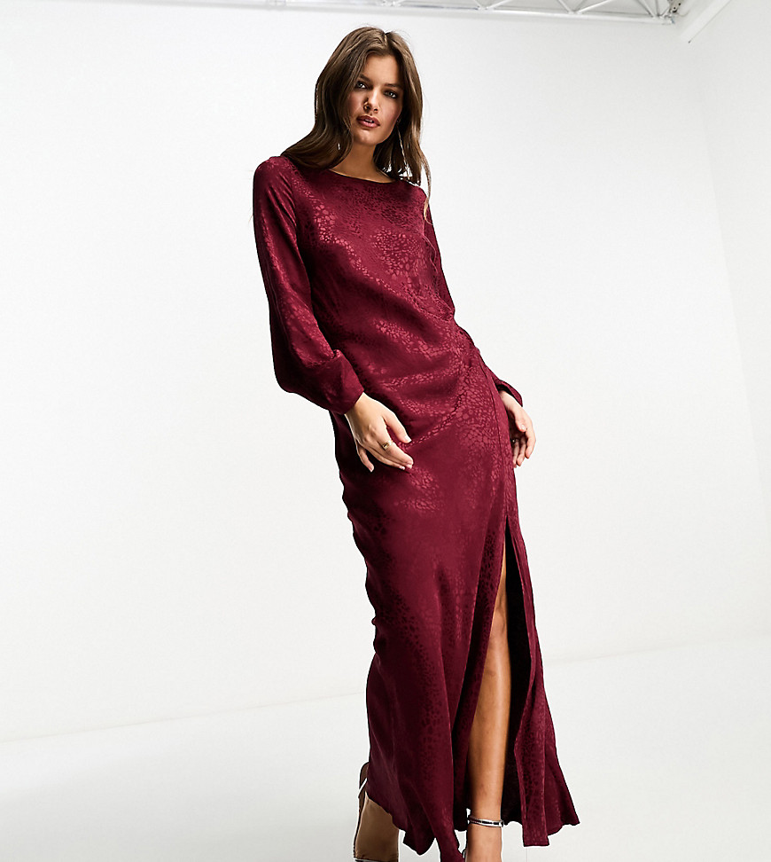 Nobody’s Child Petite Nobody's Child Petite satin jacquard maxi dress with thigh split in red