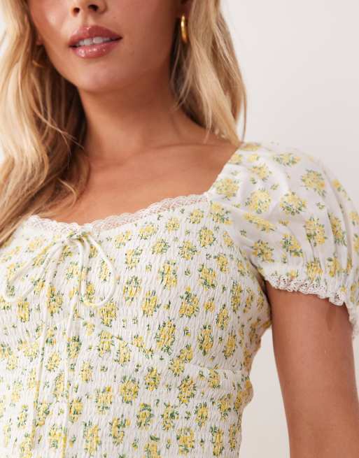 Nobody's Child Petite – Savanna – Midikleid in Elfenbein mit Blümchenmuster, 2 von 4