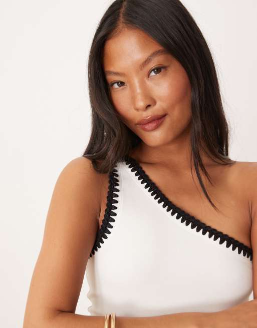 Nobody's Child Petite Seattle sleeveless midi dress in white, 2 of 4