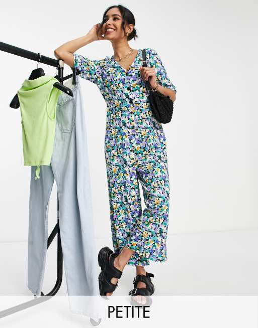 Nobody's Child Petite – Sharona – Jumpsuit in Grün mit Blümchenmuster