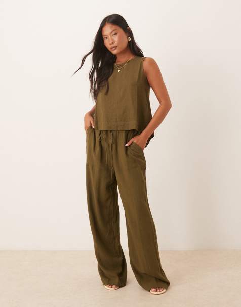 Nobody's Child Petite Shona straight leg trouser co-ord in green