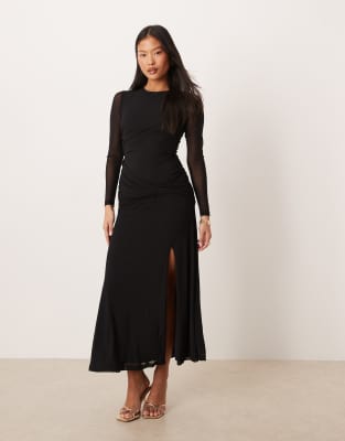 Nobody's Child Petite - Tammy - Gerafftes, drapiertes Midaxi-Kleid in Tiefrot