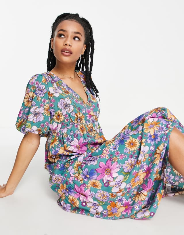 Nobody's Child Petite Valentine bubble sleeve floral print dress in multicolor 1