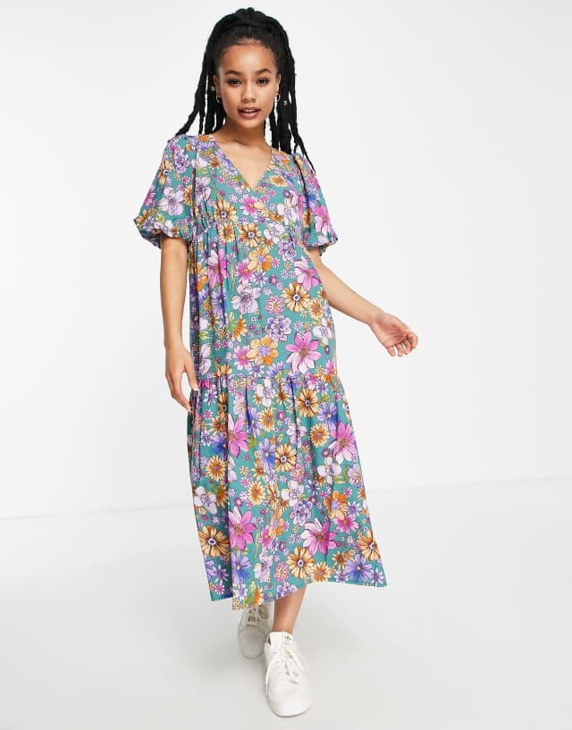 Nobody's Child Petite Valentine bubble sleeve floral print dress in multicolor 2