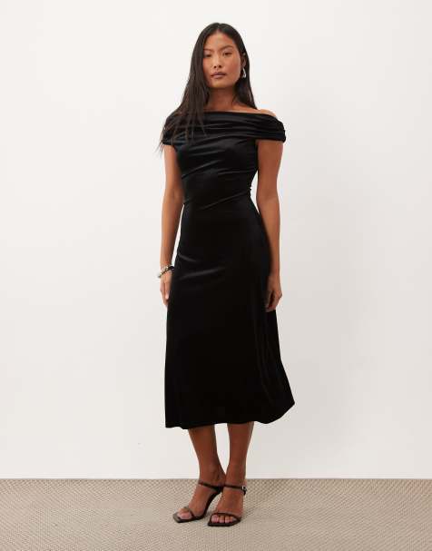Nobody's Child Petite - vestido midi de terciopelo con escote Bardot en negro - view 1