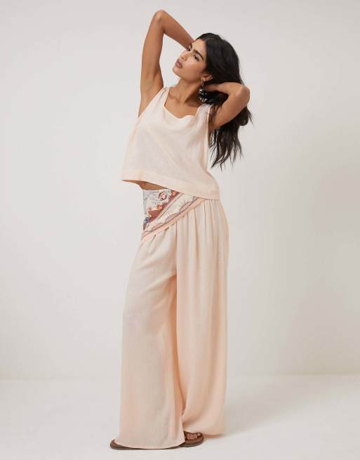 Nobody's Child Petite Wide leg trousers in pink - PINK, 2 of 4