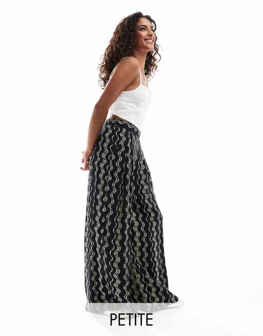 Nobody's Child Petite - Zena - Broek met wijde pijpen in geometrische print
