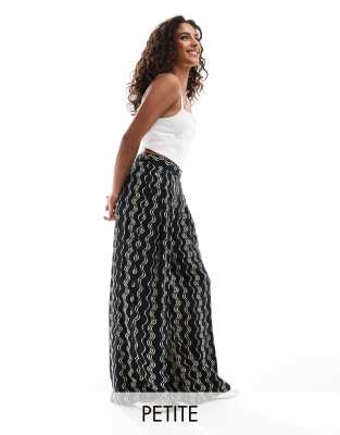 Nobody’s Child Petite Nobody's Child Petite Zena wide leg pants in geo print-Black