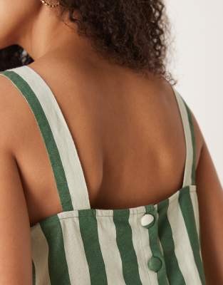 Nobody's Child Pippa Linen Crop Top In Green