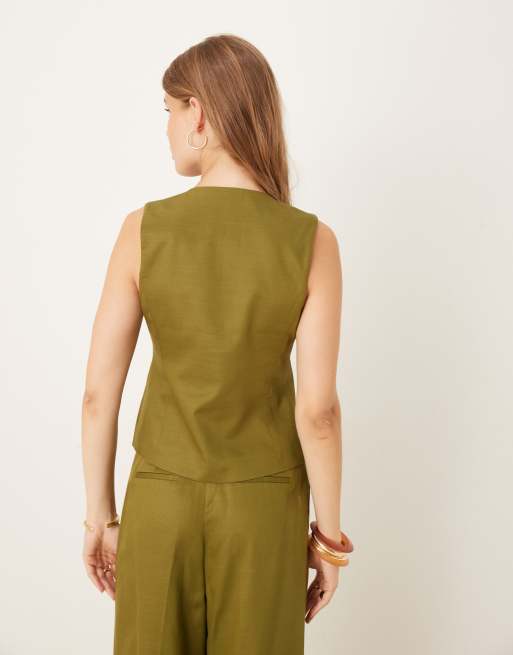 Nobody's Child – Pippa – Weste in Khaki mit Rundhalsausschnitt, Kombiteil, 2 von 4