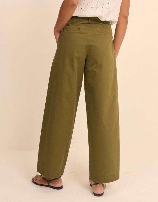 Nobody's Child Pleated wide leg trousers in green, 2 of 5