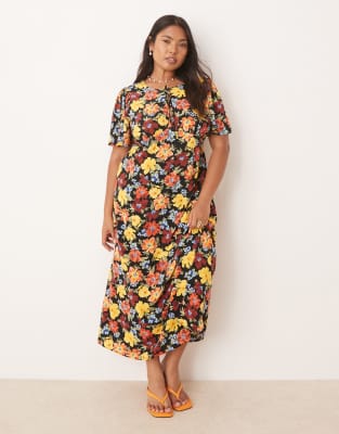 Nobody's Child Plus - Anna - Midikleid mit Flatterärmeln und leuchtendem Blumenmuster-Bunt