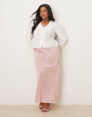 Nobody's Child Plus Birdie Long Sleeve Blouse In White