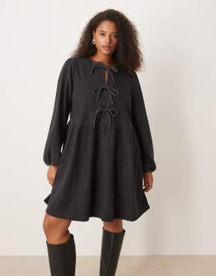 Nobody's Child Plus - Eden - Mini-Jeanskleid in Schwarz