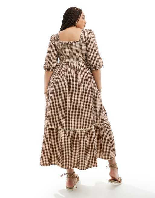 Nobody's Child Plus Elsa puff sleeve midi dress in brown gingham, 3 of 4