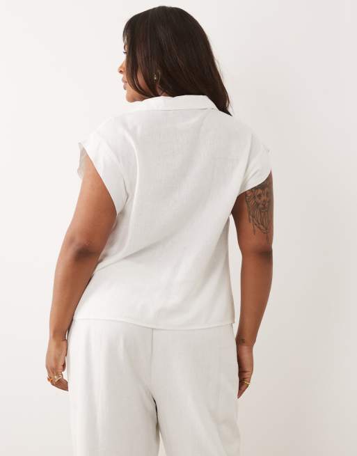 Nobody's Child Plus Ember linen-blend collar detail tie front top in white, 5 of 5