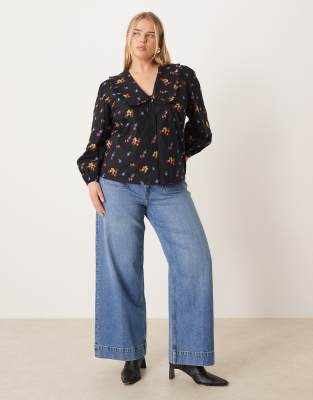 Nobody's Child Plus Emmie Smock Blouse In Black
