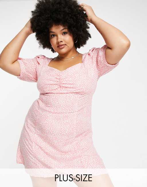 Nobody's Child Plus - Pink småprintet mini-tea-kjole med rynket overdel
