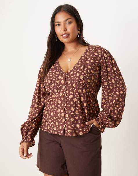Nobody's Child Plus Rhian v-neck blouse in brown ditsy floral - view 1