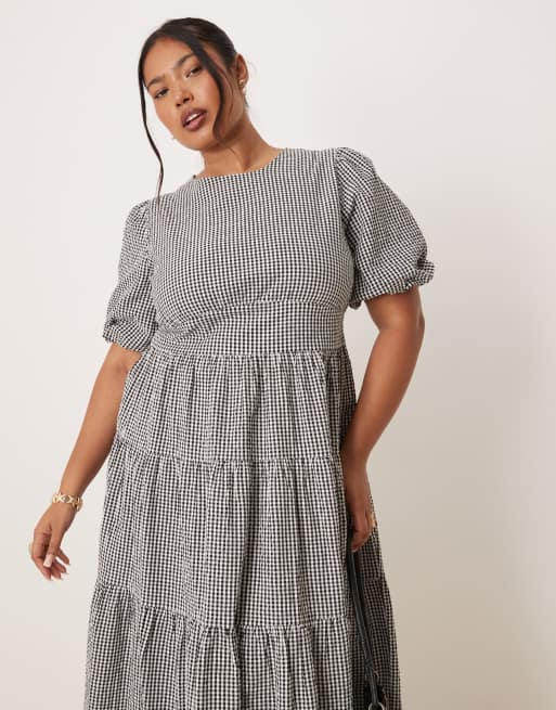 Nobody's Child Plus Ricky puff sleeve midi dress in mono gingham, 4 of 4
