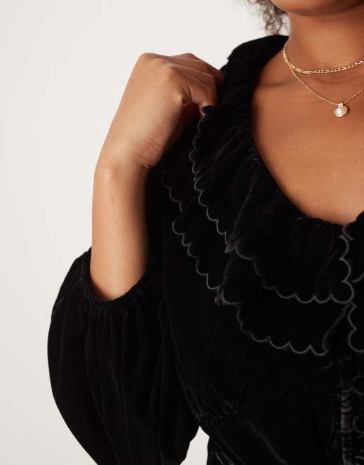 Nobody's Child Plus Tommie velvet ruffle blouse in black, 2 of 4