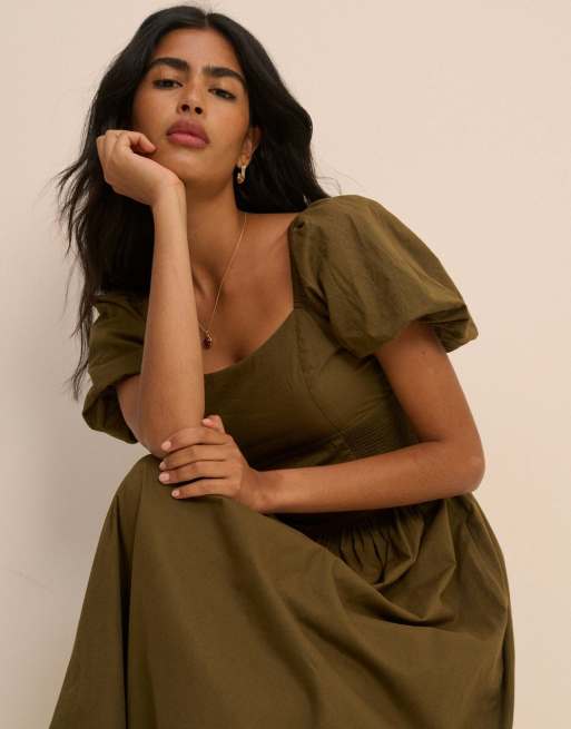 Nobody's Child Puff sleeve mara midi dress in green, 3 of 5